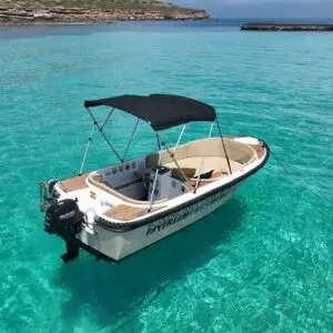 private no licence boat (£100 deposit)